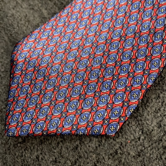 Arnie Men’s 100% Silk Tie Red Blue OC7 - Picture 2 of 3